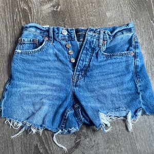 I’m selling these blue distressed shorts from aeropostale
